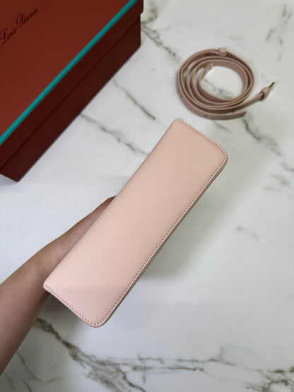 LORO PIANA Extra Pocket 19 奶油蜂蜜色 Creamed Honey