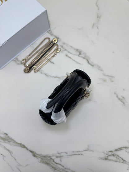 DIOR Mini Lady Dior 黑色羊皮