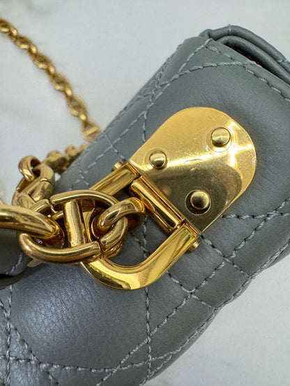 DIOR Caro Small 石灰色