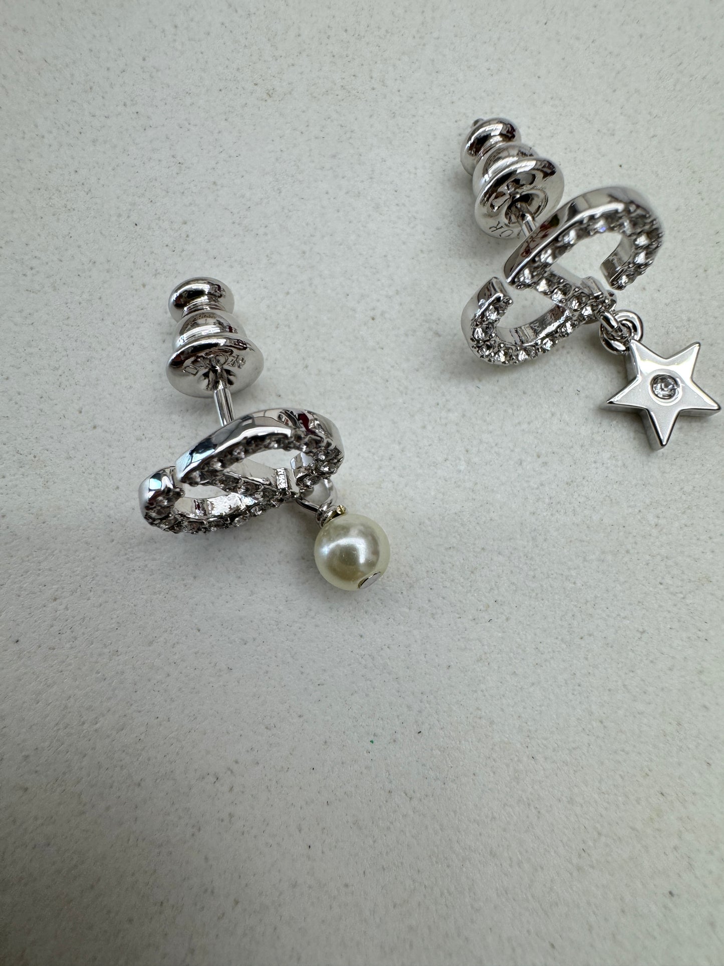 DIOR CD Petit 銀色珍珠星星耳環