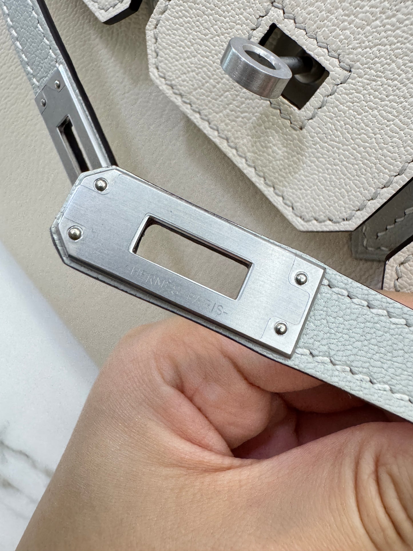HERMES Birkin 25 SO 奶昔白拼珍珠灰 山羊皮 拉絲銀扣