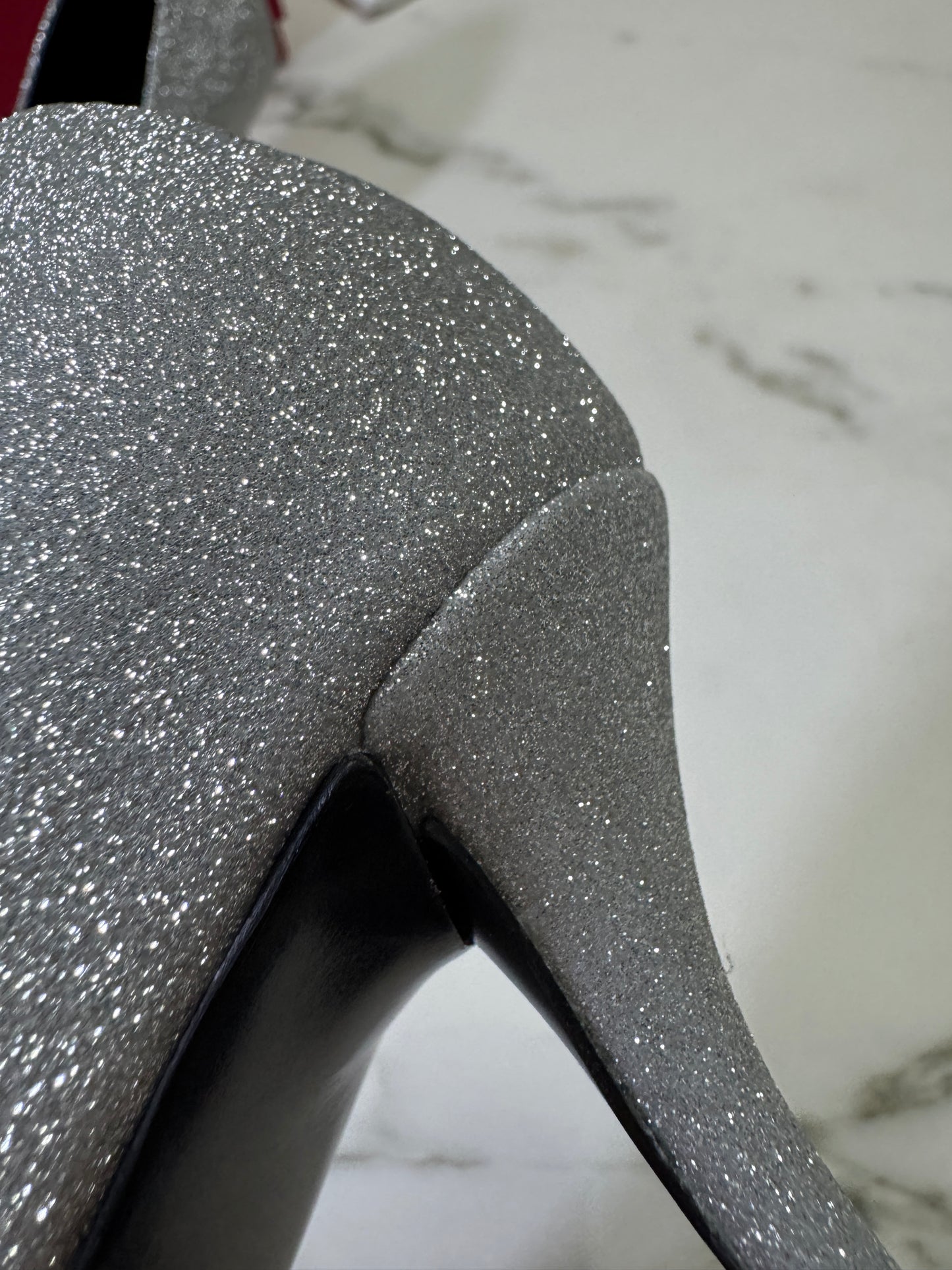 RV 銀色細閃 鑽扣高跟鞋 6cm