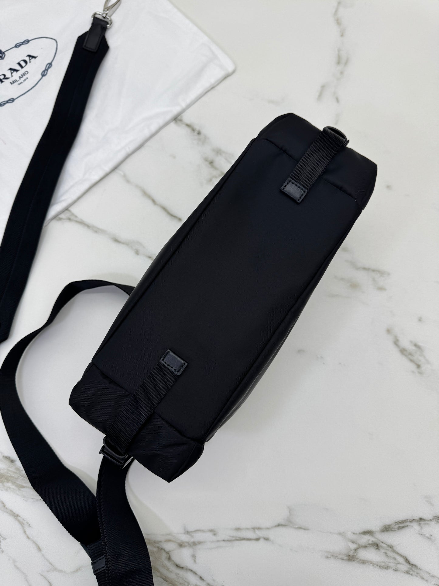 PRADA Explore 男裝 Re-nylon