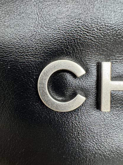 CHANEL Mini 22 Bag 黑銀 【同步最新磁吸扣版】