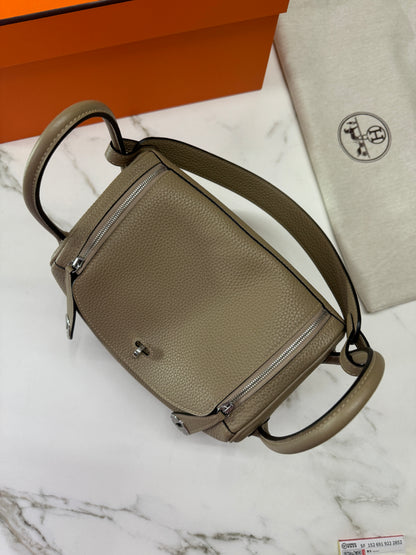 HERMES Lindy26 馬爾法米 銀扣 TC