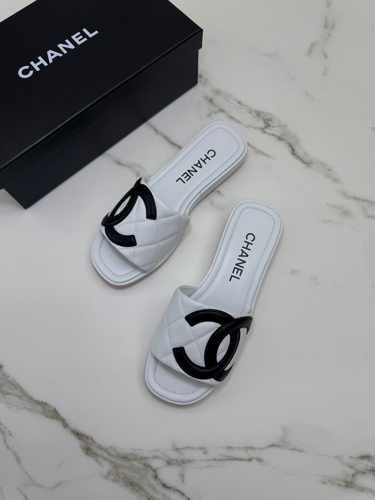 CHANEL 中古康鵬拖鞋