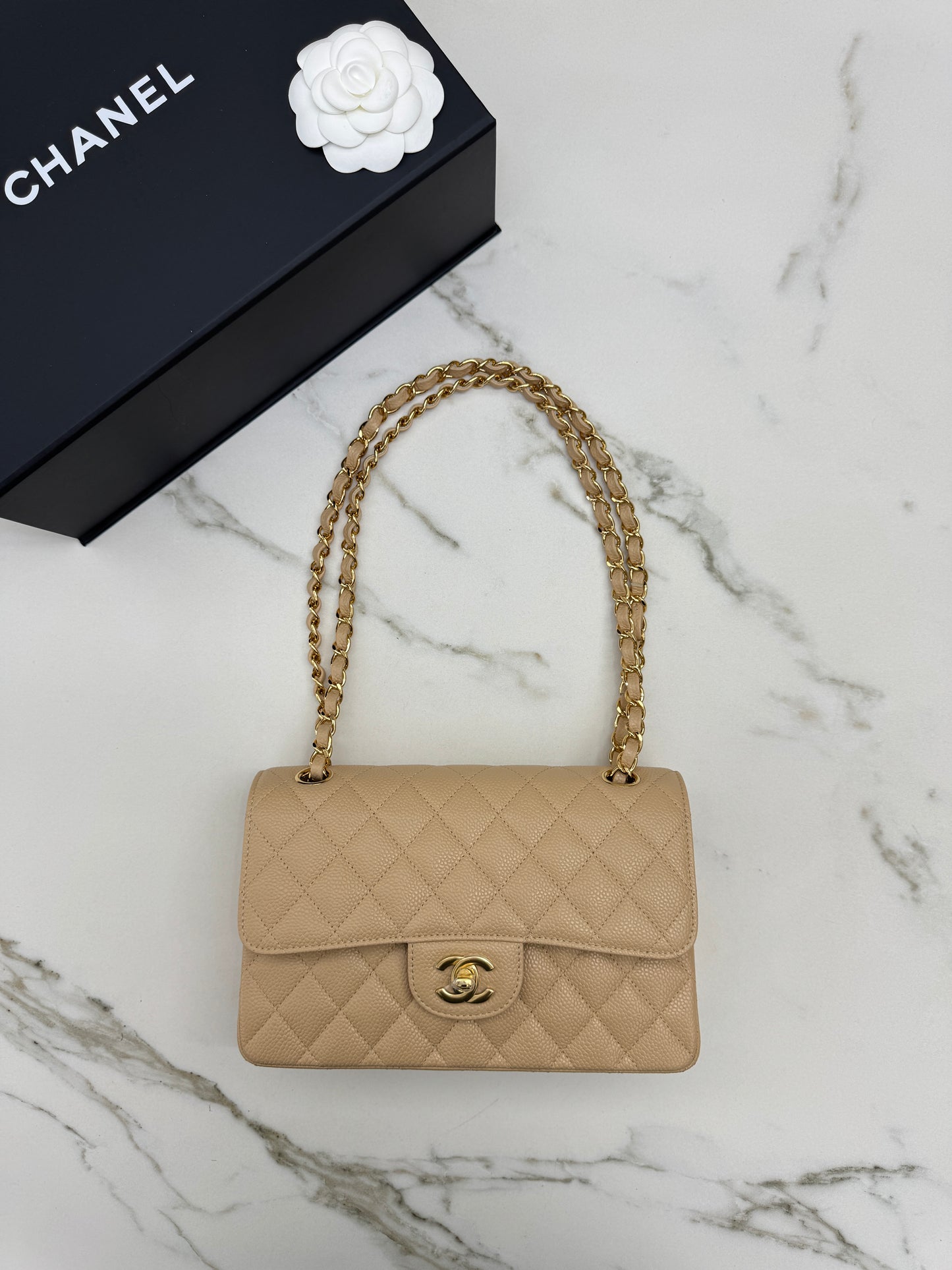 CHANEL CF23 Small 米杏色牛皮金扣 Beige Caviar Calfskin GHW