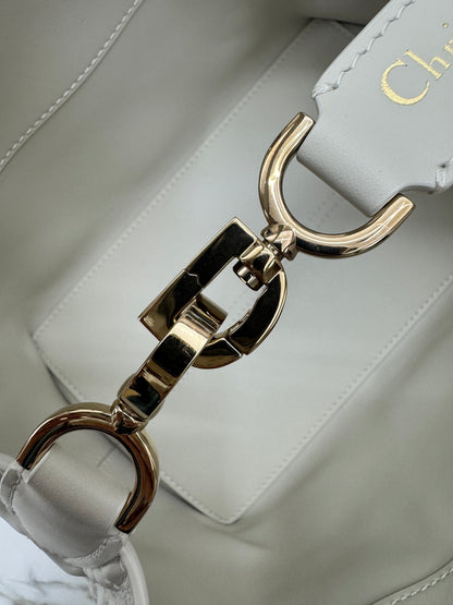 DIOR Toujours Small 白色