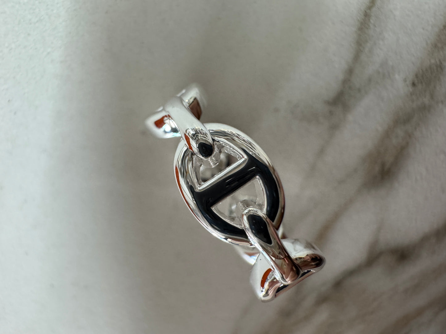 HERMES Chaine d’acre Enchainee 豬鼻戒指