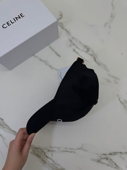 CELINE 字母鴨舌帽