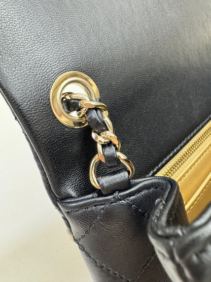 CHANEL 25K 亮面淺金球 Mini CF17 方胖子