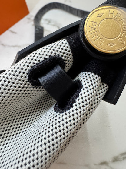 HERMES Mini Herbag 熊貓色 金扣 H Viking 帆布