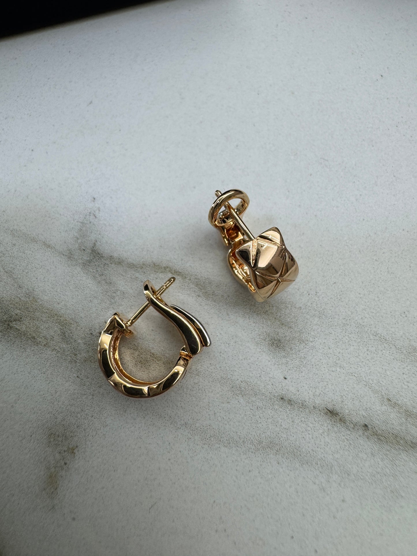 CHANEL Coco Crush 玫瑰金耳環