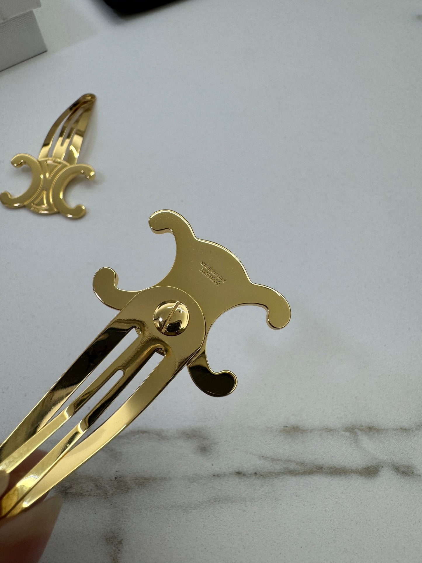 CELINE 凱旋門髮夾