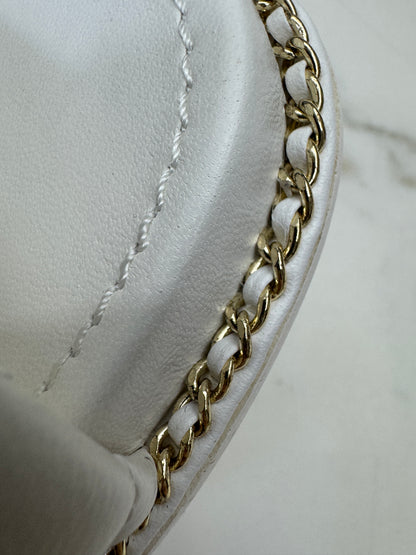 CHANEL 25P 粗跟拖鞋 白色