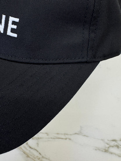 CELINE 字母鴨舌帽