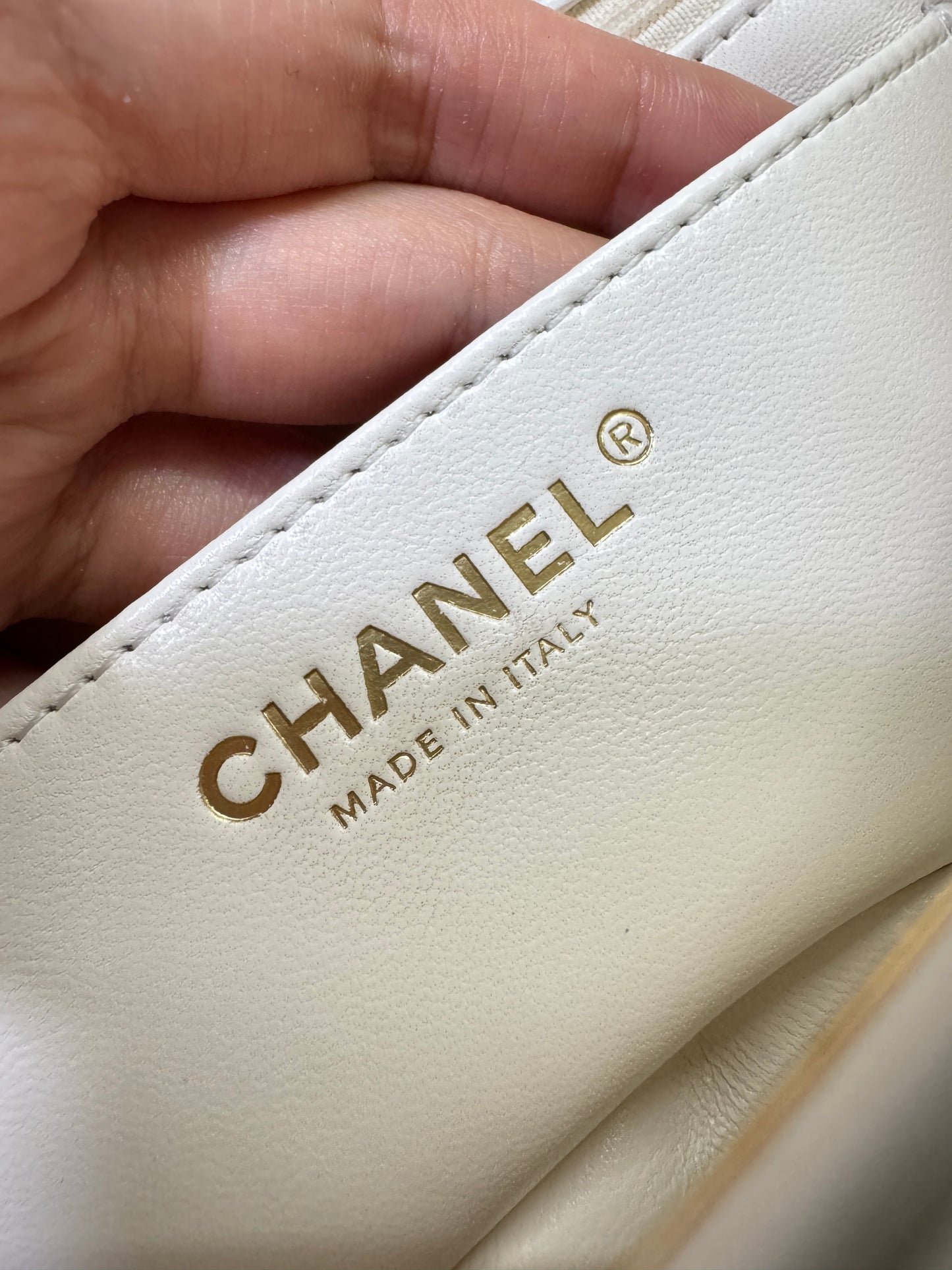 CHANEL 23A 水鑽 Mini CF Handle