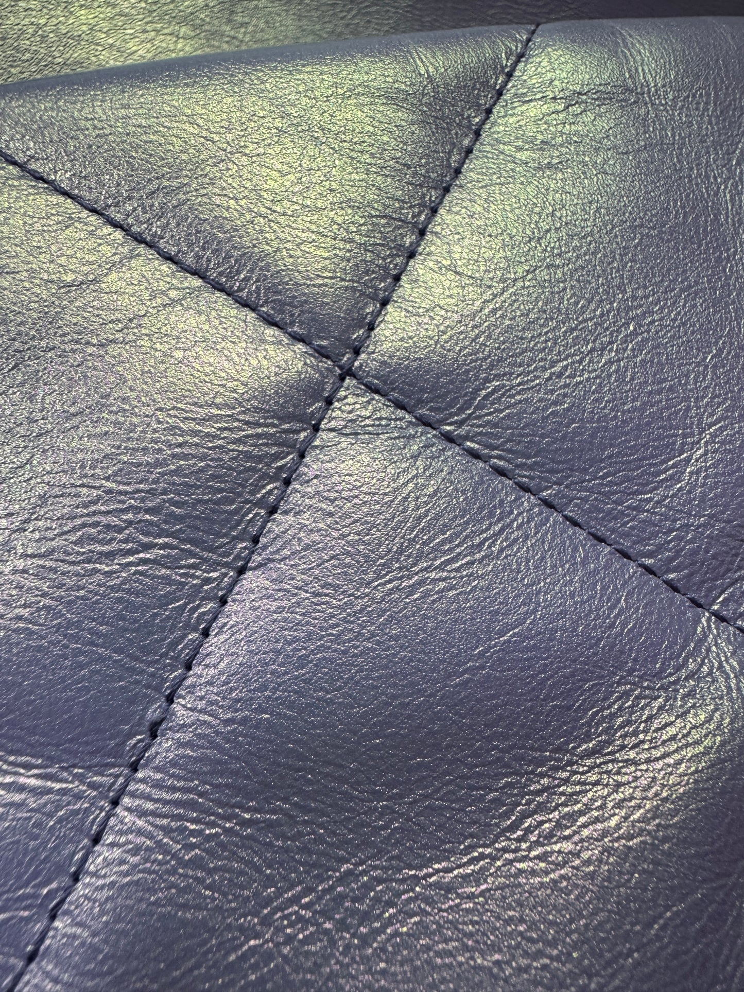 CHANEL 19 Bag Small 22P幻彩紫 小號