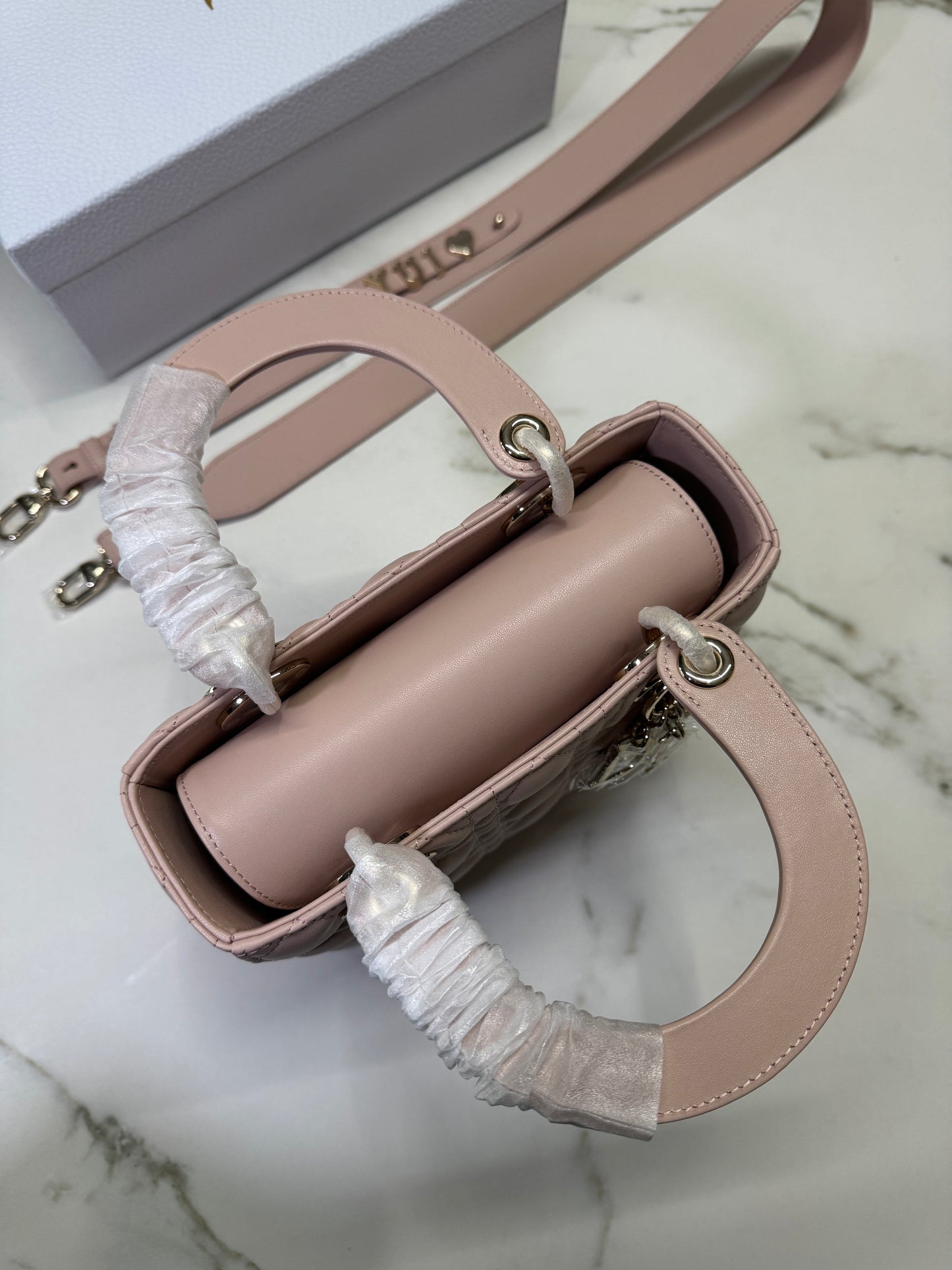 DIOR Lady Dior Small 胭脂粉