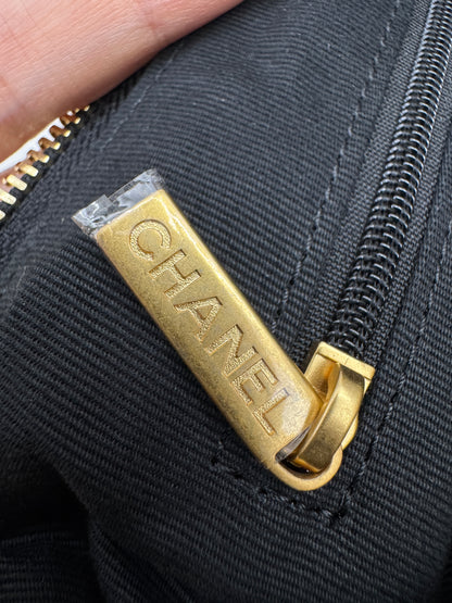 CHANEL 25C 多口袋Hobo 黑色
