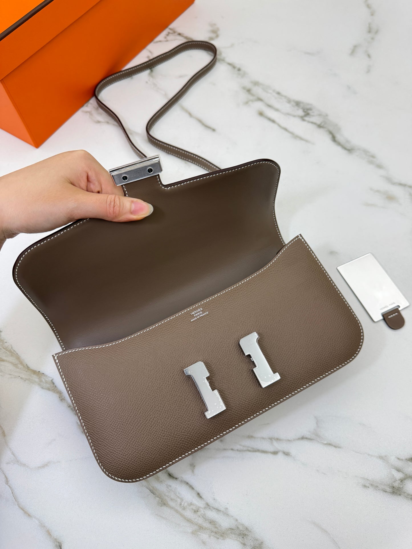 HERMES Constance Elan 大象灰銀扣 Epsom Etoupe PHW