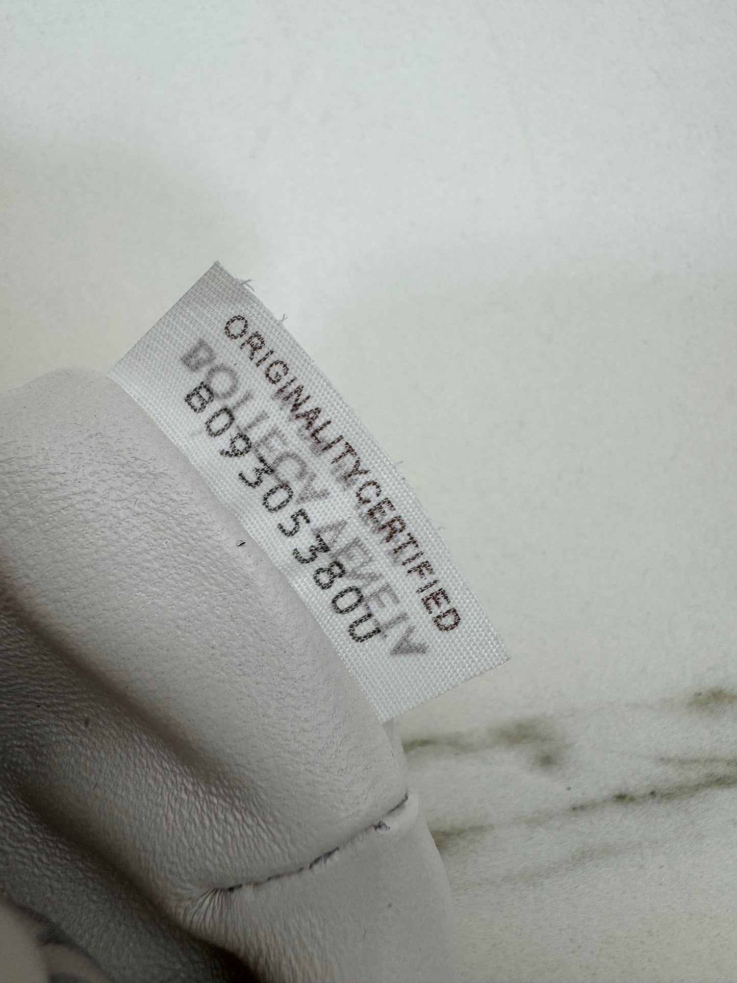 BV Mini Jodie 白色