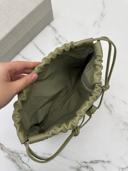 BV Dust Bag Medium 洞石綠 Travertine