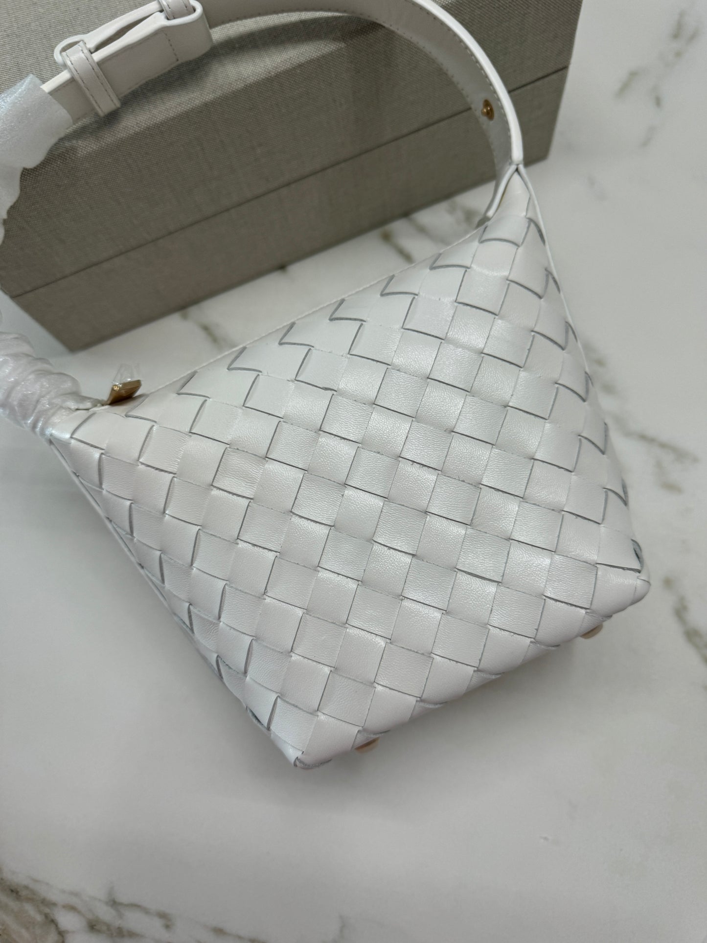 BV Candy Wallace 白色