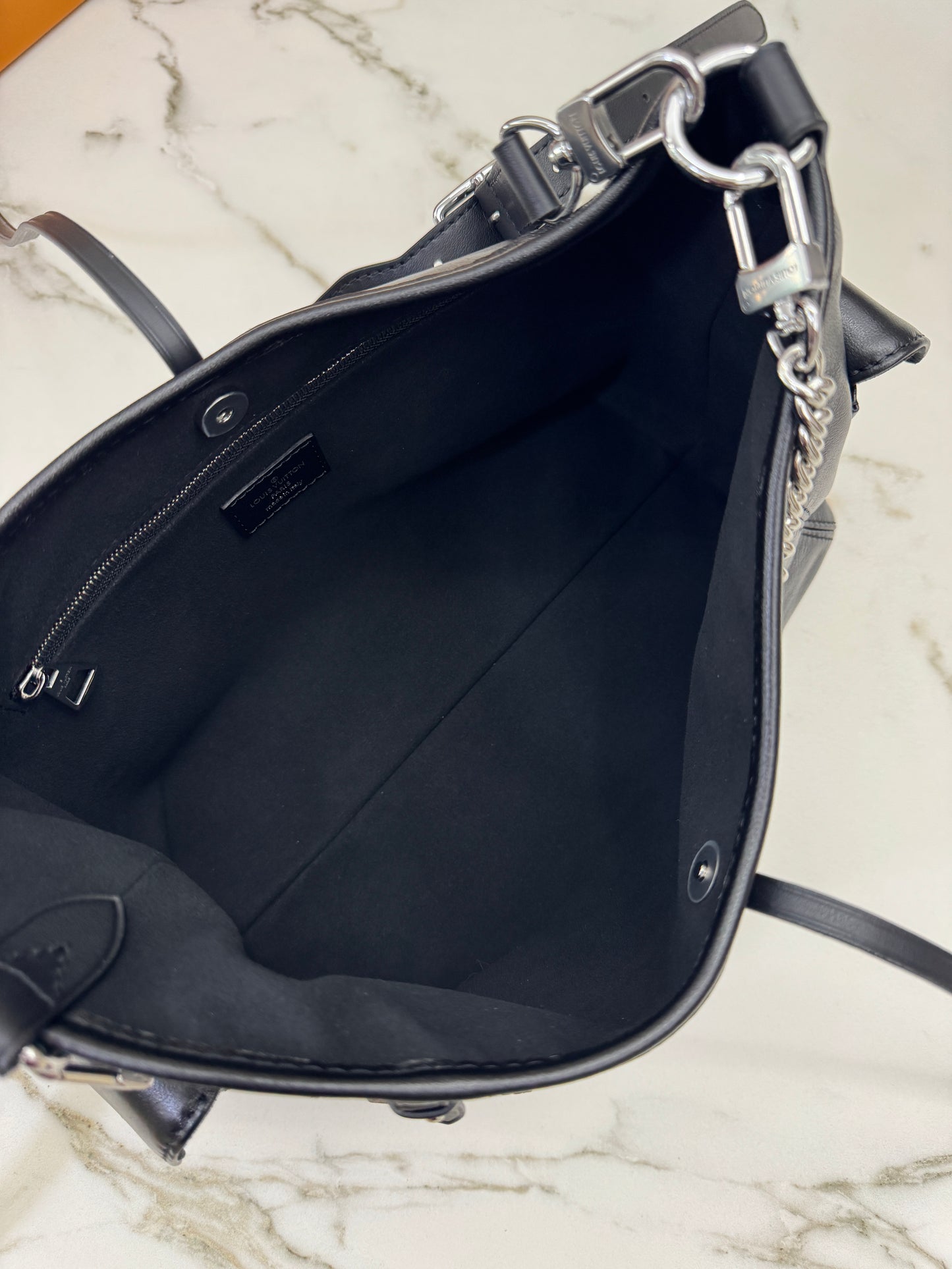 LV Carryall Cargo Vibe PM Black