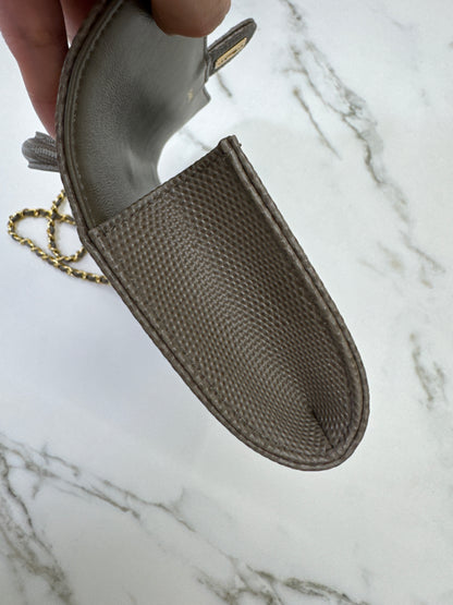 CHANEL 26A 蜥蜴壓紋 灰色Clutch