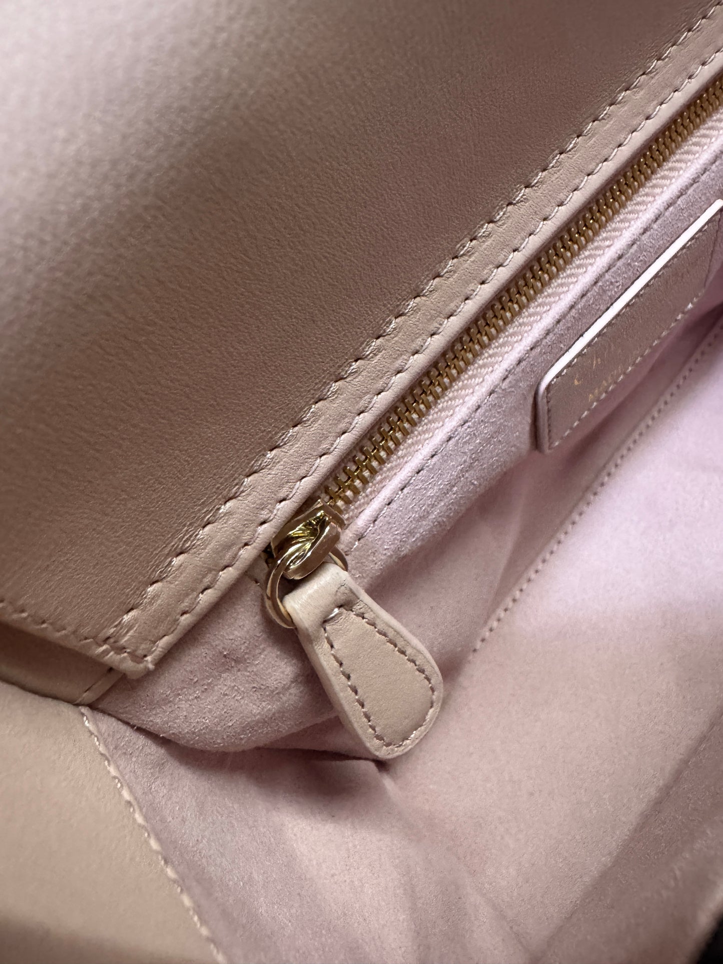 DIOR Lady Dior Small 胭脂粉