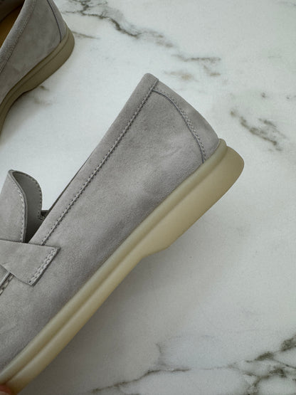 LORO PIANA Summer Walk Loafer 珍珠灰