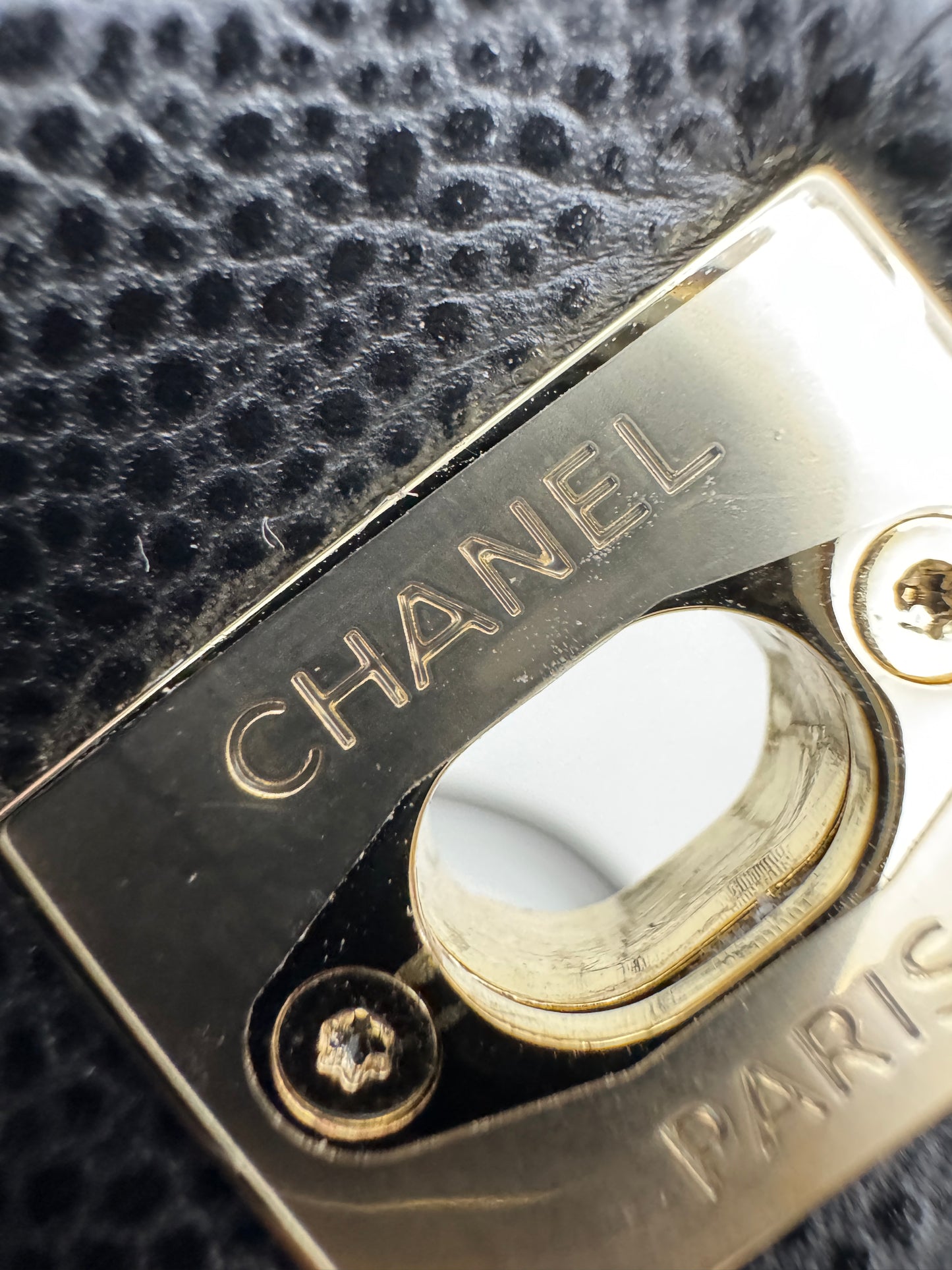 CHANEL 青蛙Duma 荔枝牛皮 Large