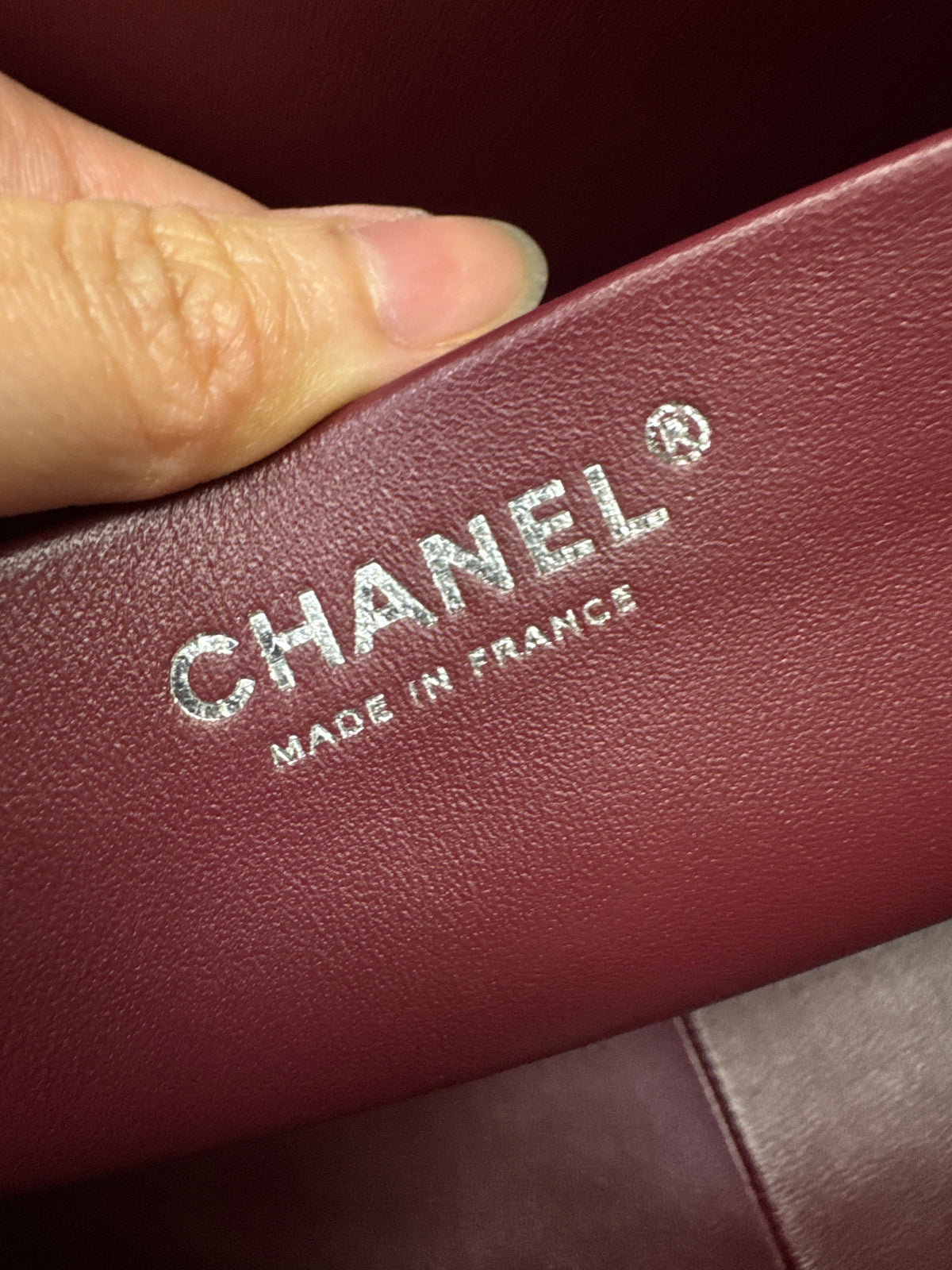 CHANEL Maxi Flap 大號38cm 黑銀