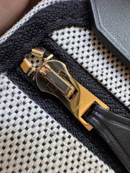 HERMES Mini Herbag 熊貓色 金扣 H Viking 帆布