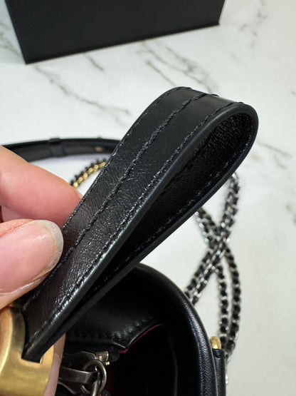 CHANEL Gabrielle 流浪Hobo Small 20cm