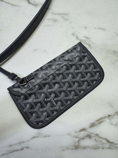 GOYARD 灰色Hobo 紅色小愛心