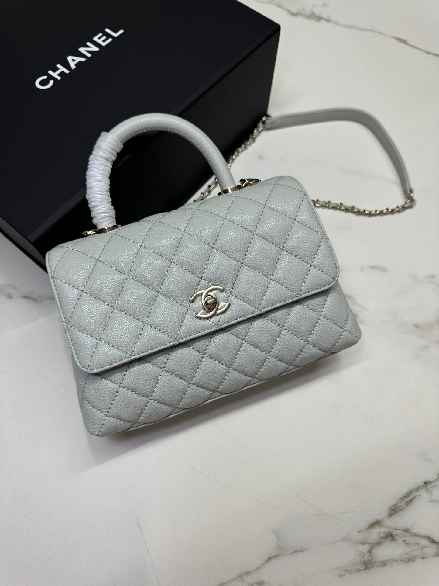 CHANEL Cocohandle 冰川藍 24P Small