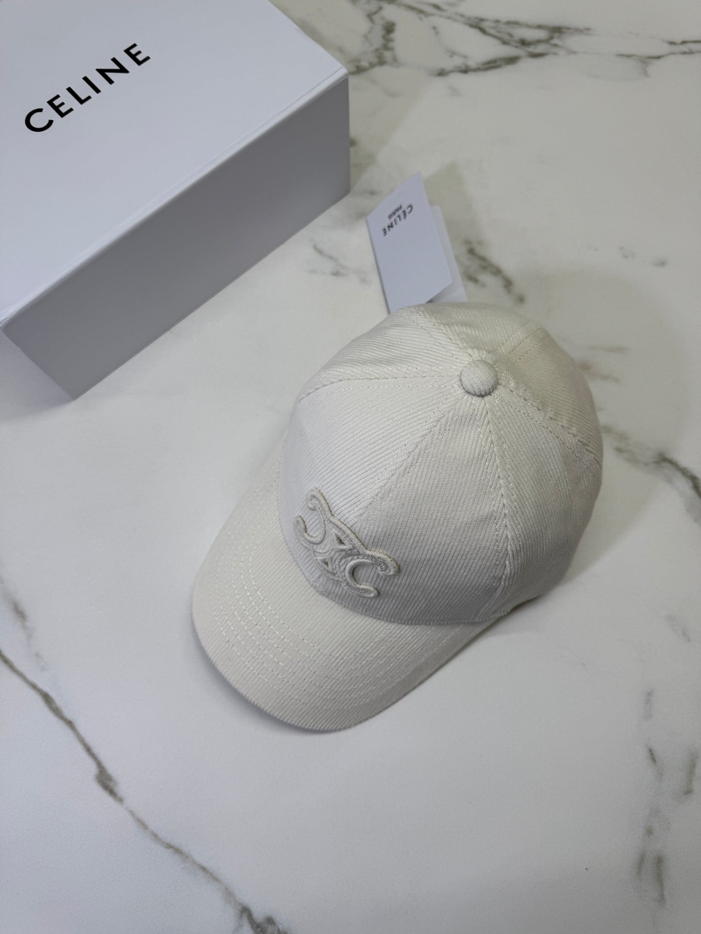 CELINE 凱旋門鴨舌帽 燈芯絨白色