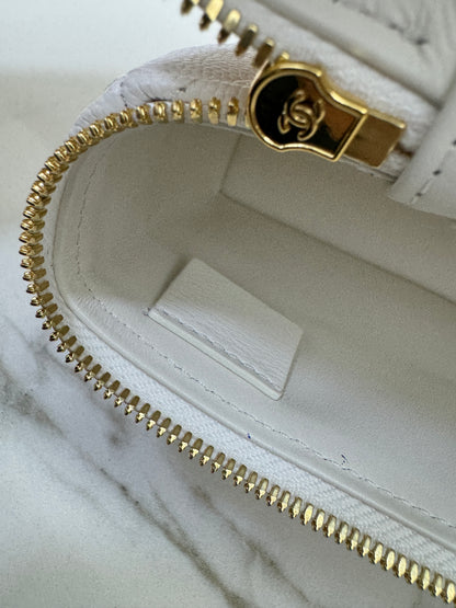 CHANEL 26S 新版腰線LP盒子包 Vanity