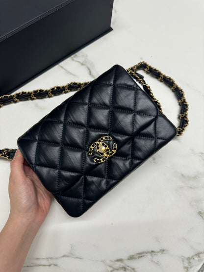 CHANEL 19系列 豆腐包 皺摺牛皮 黑色