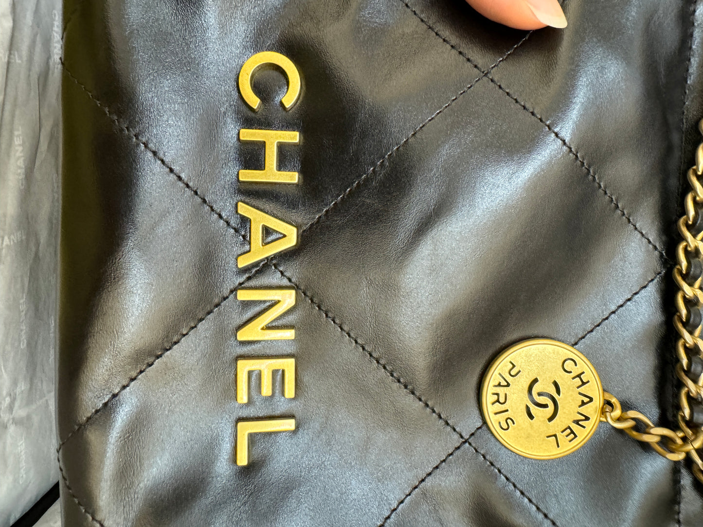 CHANEL Mini 22bag 黑金