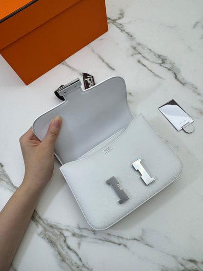 HERMES Mini Constance 新白色 銀扣 Evercolor 0U New White PHW