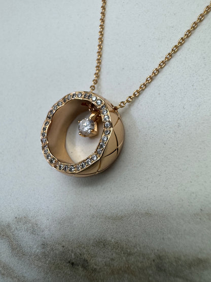 CHANEL Coco Crush 滿月項鏈