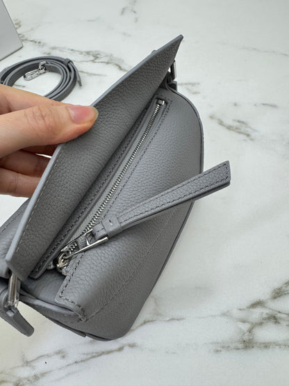 LOEWE Mini Puzzle 珍珠灰