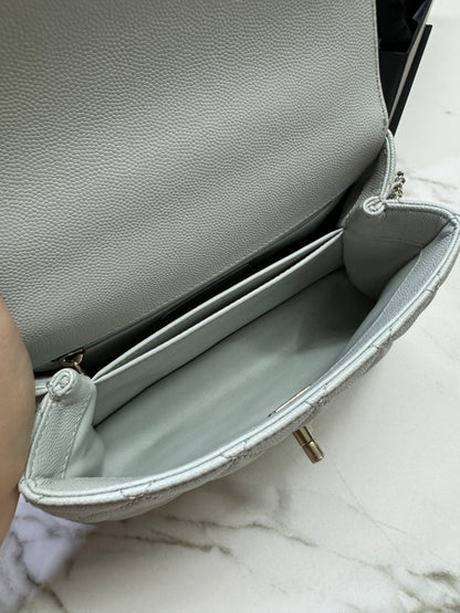 CHANEL Cocohandle 冰川藍 24P Small