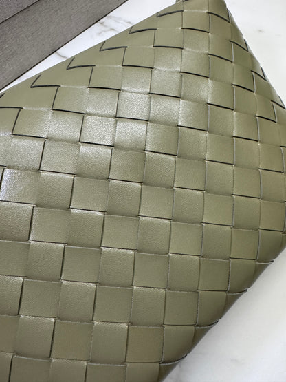 BV Wallace Travertine 洞石綠