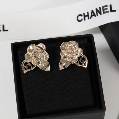 CHANEL 耳夾款