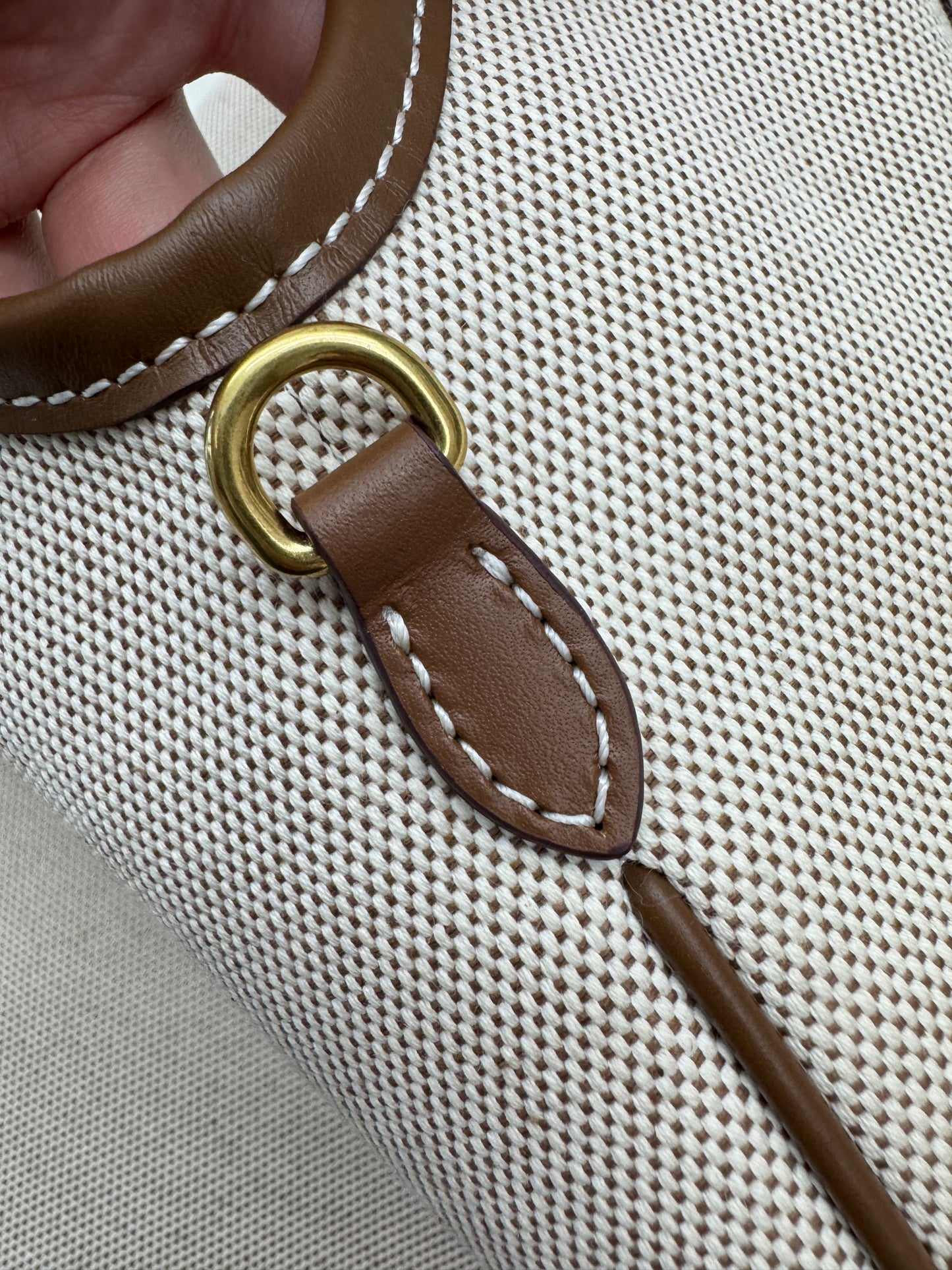 MIU MIU Ivy Tote 帆布 Regular Size