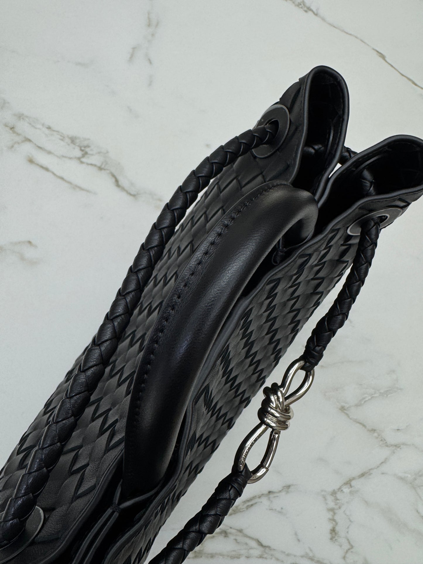 BV Andiamo Medium 黑銀